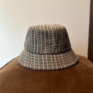 Marc Jacobs Black and Cream Logo Bucket Hat